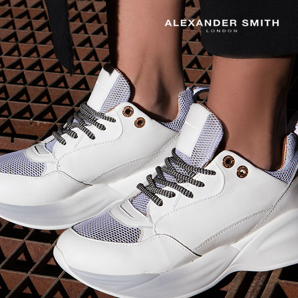Bresci: Alexander Smith